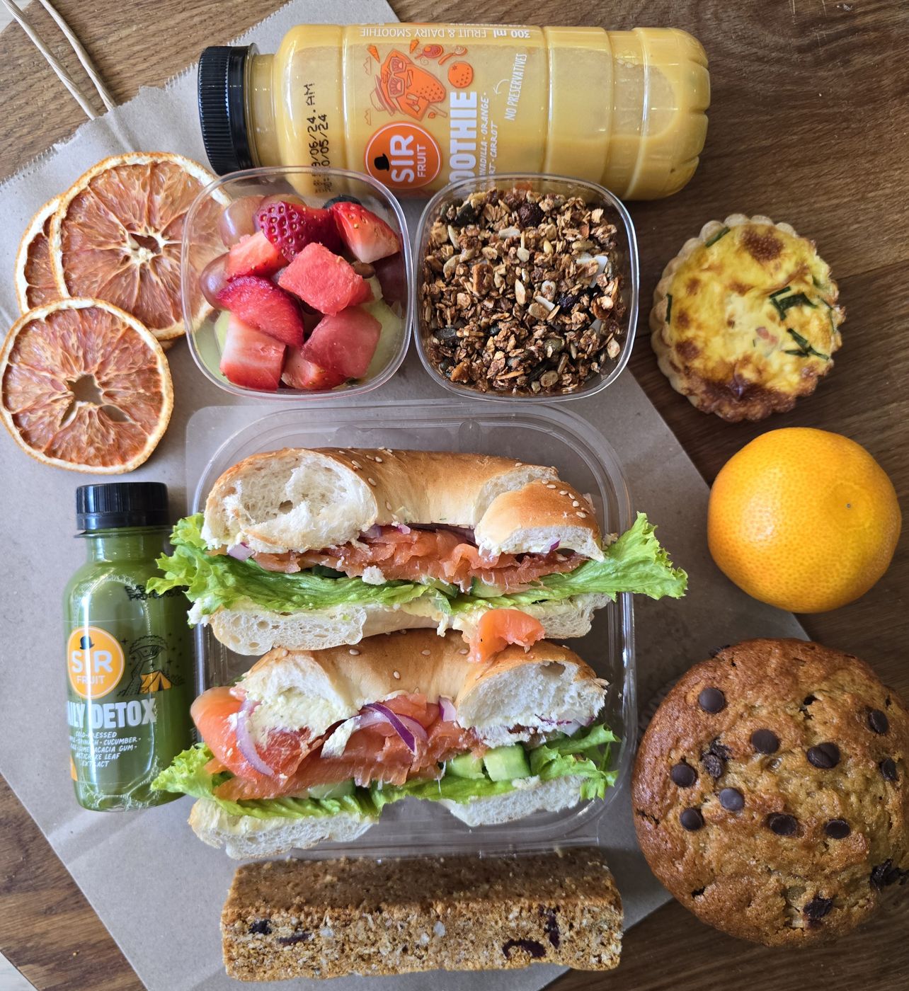 Prepacked breakfast with salmon bagel, granola, fruit and smoothie, individually packed meals Johannesburg